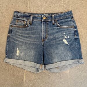 Universal Thread Mid Rise Boyfriend
Short Stretch Cotton Distressed
Cuffed 8/29R